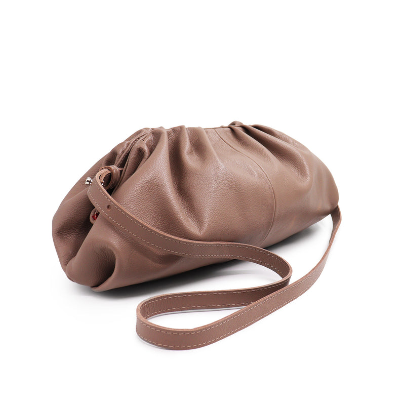 Bolsa feminina de couro capuccino Cecília