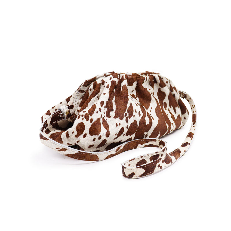 Bolsa feminina de couro animal print vaquinha Cecília