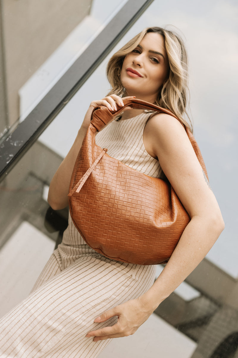 Bolsa feminina de couro caramelo Luana